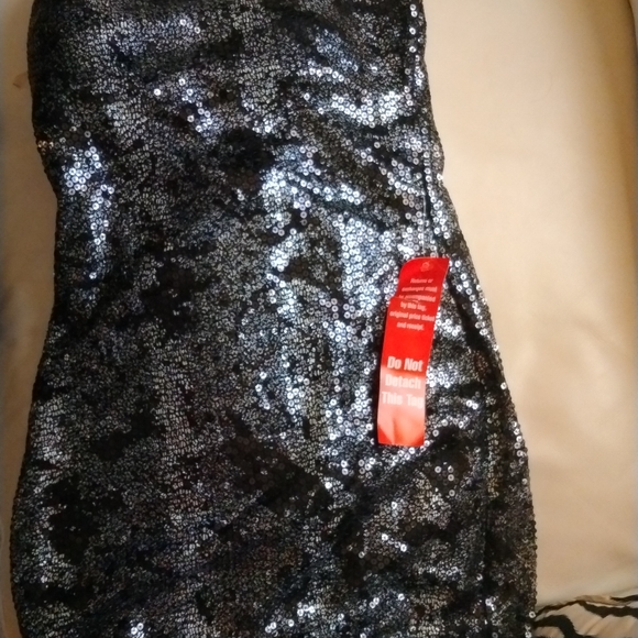 Ruby Rox - Picture 5 of 5